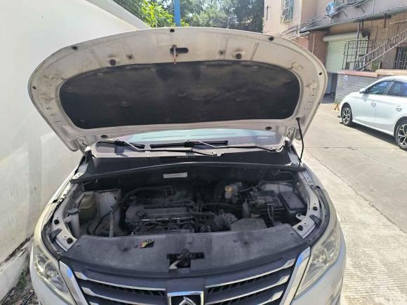 [广州·粤U] 二手宝骏宝骏5602015款 1.8L 手动豪华型