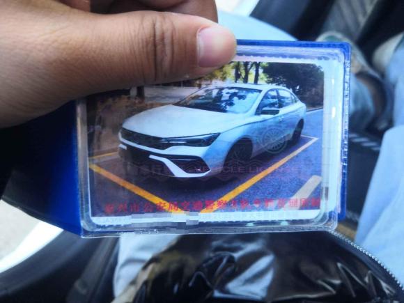 [嘉兴·浙F] 二手荣威荣威i52021款 1.5L CVT钻石版