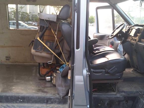 [武汉·鄂K] 二手福特新世代全顺2009款 2.4T柴油多功能型长轴高顶国III