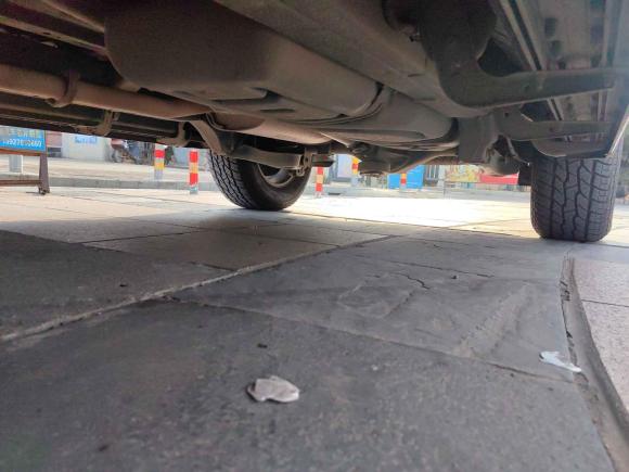 [武汉·鄂A] 二手江铃驭胜S3502014款 2.4T 自动两驱柴油豪华天窗版5座