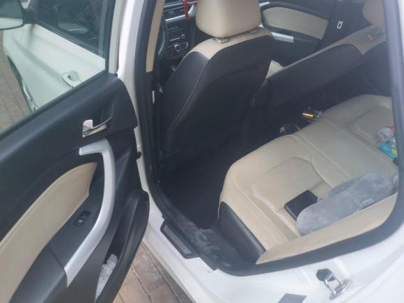 [常州·苏D] 二手长安悦翔V72015款 1.6L 自动乐享型 国IV