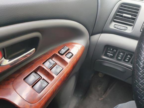 [西安·陕A] 二手丰田普瑞维亚2004款 2.4L AT