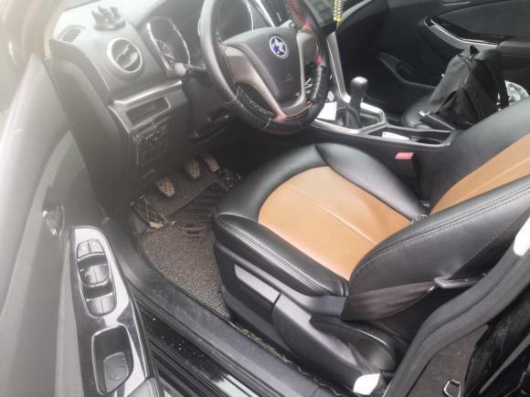 [南京·苏E] 二手启辰启辰T702016款 1.6L 手动睿行版