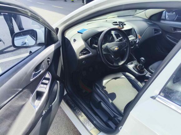 [常州·赣M] 二手雪佛兰科鲁兹2015款 1.5L 手动精英版