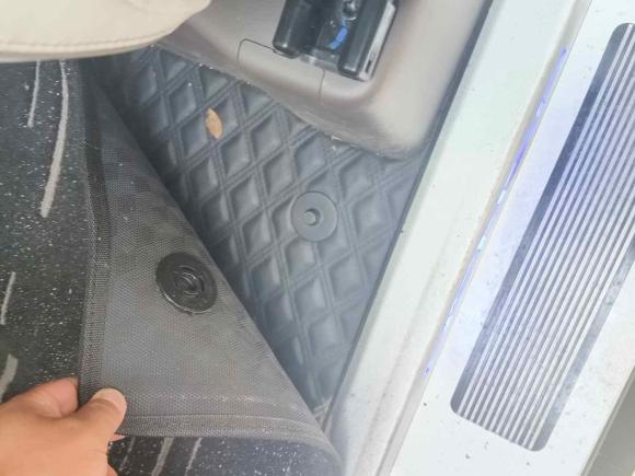 [成都·陕A] 二手腾势腾势D92022款 DM-i 970 四驱旗舰型