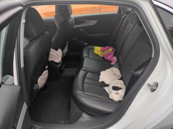 [上海·沪F] 二手奥迪奥迪A4L2017款 Plus 40 TFSI 时尚型