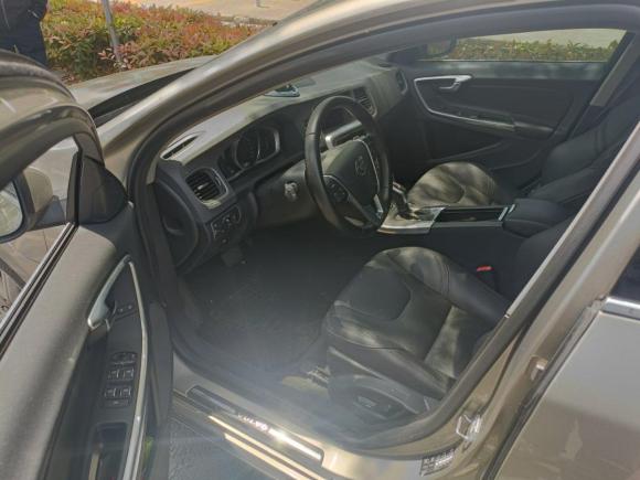 [上海·沪G] 二手沃尔沃沃尔沃S60新能源2015款 S60L E驱混动 T6智驭版