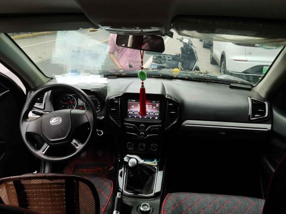 [上海·豫K] 二手陆风陆风X82018款 2.0T 柴油4X4豪华型