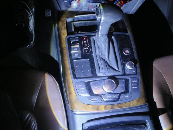 [上海·沪N] 二手奥迪奥迪A6L2012款 30 FSI 舒适型