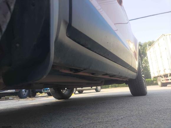 [南京·苏L] 二手中华中华V32015款 1.5T 自动精英型