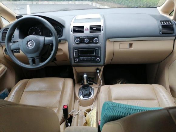 [上海·苏E] 二手大众途安2011款 1.4T DSG智雅版5座