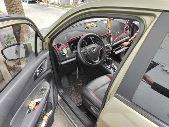 [上海·苏N] 二手长安长安CS152016款 1.5L 自动时尚版