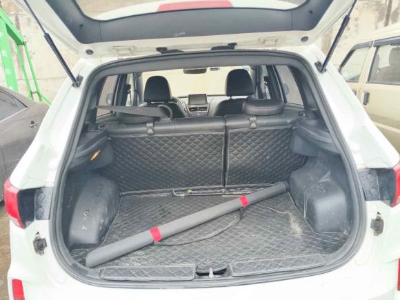 [义乌·贵G] 二手奔腾奔腾X402017款 1.6L 手动尊享型