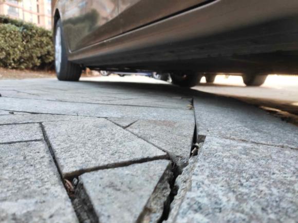 [南京·苏L] 二手日产轩逸2012款 1.6XL CVT豪华版