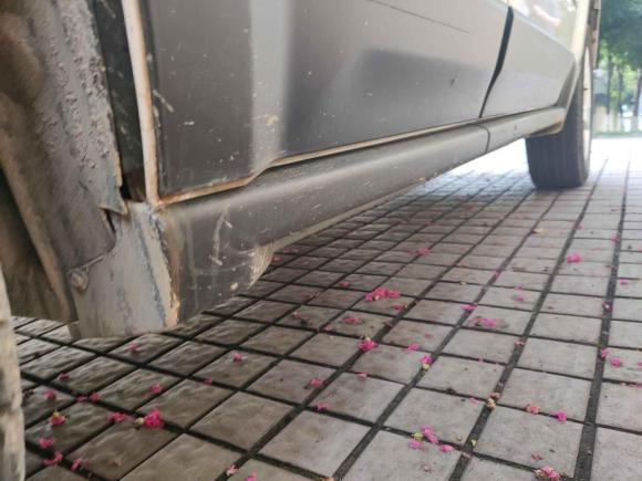 [成都·川A] 二手Jeep自由客2014款 2.4L 运动版