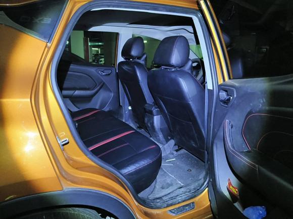 [上海·苏E] 二手东南东南DX32016款 1.5L 手动尊贵型