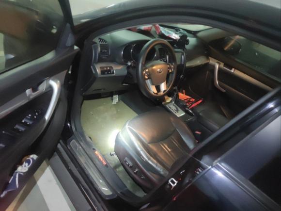 [温州·浙A] 二手起亚索兰托2012款 2.4L 汽油至尊版