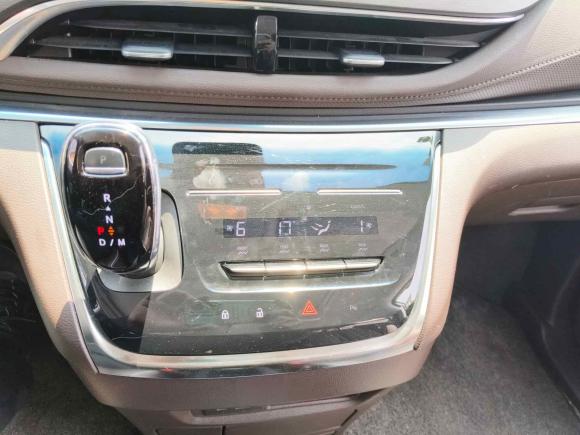 [上海·沪F] 二手别克别克GL82023款 陆上公务舱 652T 豪华型