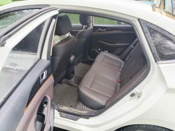 [合肥·皖A] 二手长安逸动DT2018款 1.6L 手动智享型