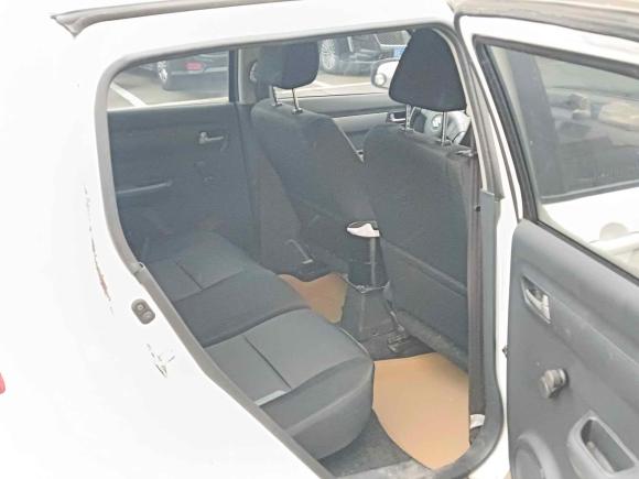 [苏州·苏E] 二手铃木雨燕2012款 1.3L 手动超值版