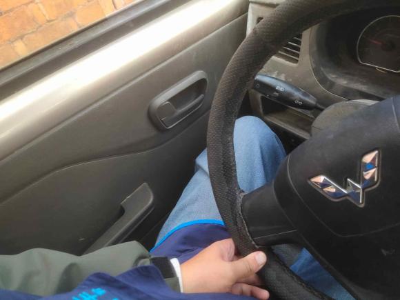 [杭州·浙A] 二手五菱汽车五菱荣光V2019款 1.5L厢式运输车实用型