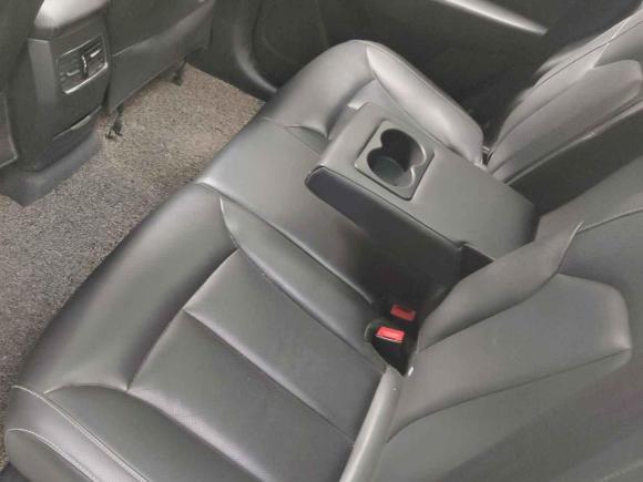 [上海·沪C] 二手荣威荣威RX52019款 20T 两驱自动4G互联铂金版