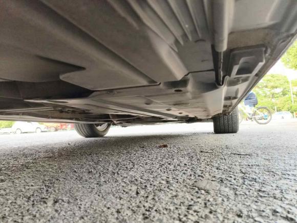 [武汉·鄂A] 二手奥迪奥迪A6L2005款 2.4L 技术型