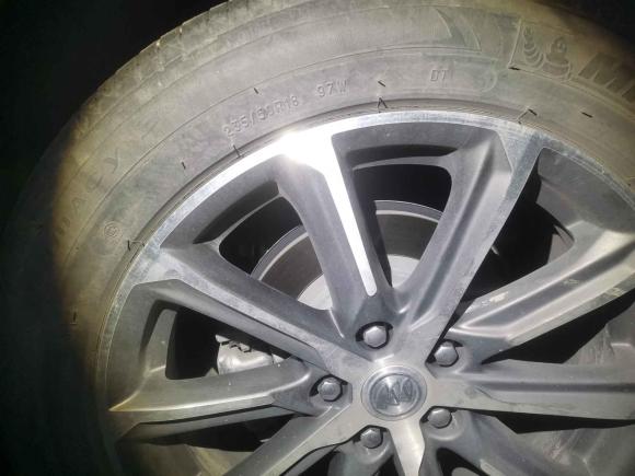 [芜湖·皖B] 二手别克君越2020款 652T 豪华型