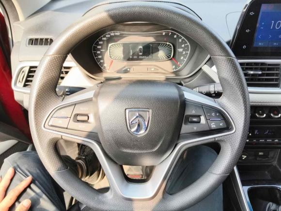 [广州·粤H] 二手宝骏宝骏5102017款 1.5L 手动时尚型