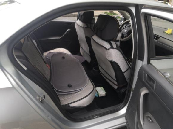 [上海·蒙A] 二手大众桑塔纳2013款 1.6L 手动风尚版