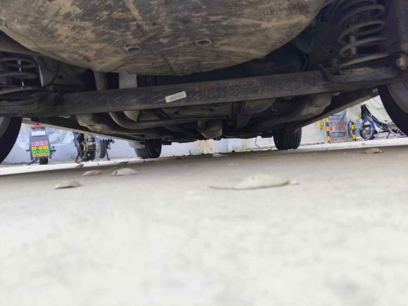 [无锡·苏B] 二手名爵名爵3SW2015款 1.5L AMT精英型