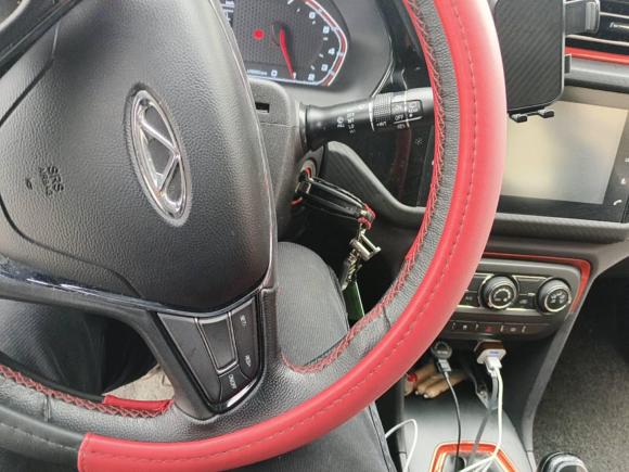 [苏州·苏U] 二手奇瑞瑞虎3x2017款 1.5L 手动豪华版