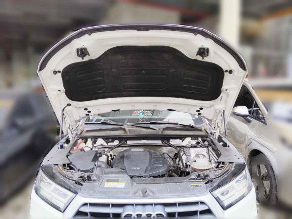 [佛山·粤E] 二手奥迪奥迪Q5L2020款 40 TFSI 荣享时尚型