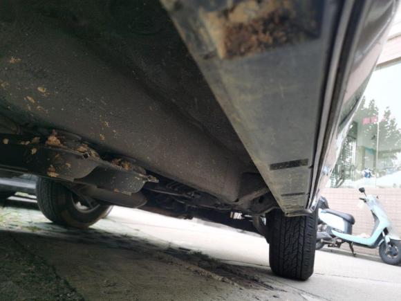 [上海·沪D] 二手铃木超级维特拉2011款 2.4 AT JX-EH 3门版