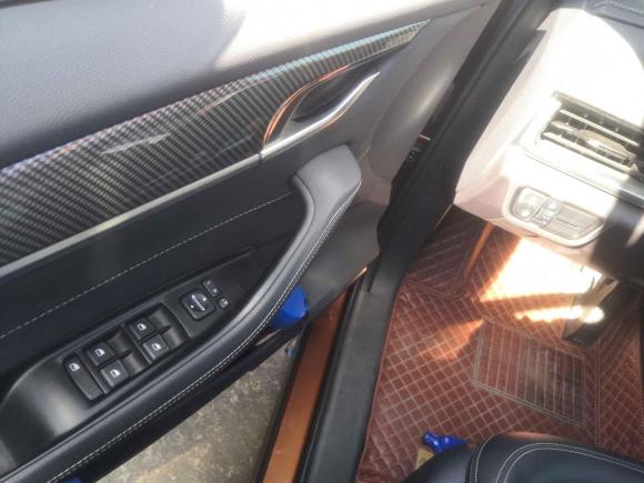 [佛山·粤E] 二手中华中华V72018款 280T DCT豪华型 5座