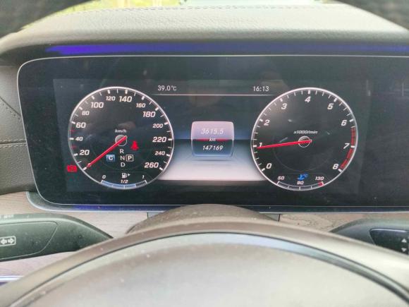 [武汉·鄂A] 二手奔驰奔驰E级2016款 E 300 L 时尚型