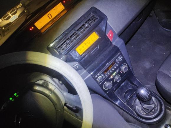 [上海·苏M] 二手雪铁龙世嘉2012款 三厢 2.0L 手动品悦型