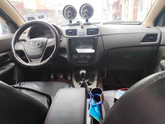 [南昌·赣A] 二手五菱汽车五菱宏光2015款 1.5L S 基本型国V