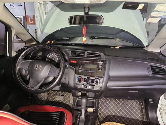 [西安·陕A] 二手本田飞度2016款 1.5L LXS CVT舒适天窗版