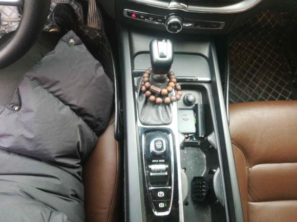 [青岛·鲁U] 二手沃尔沃沃尔沃XC602020款 T5 四驱智逸豪华版