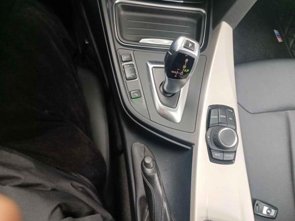 [苏州·苏E] 二手宝马宝马3系2015款 320i 超悦版时尚型