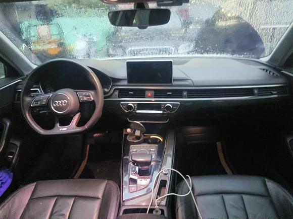 [嘉兴·浙A] 二手奥迪奥迪A4L2018款 30周年年型 40 TFSI 时尚型