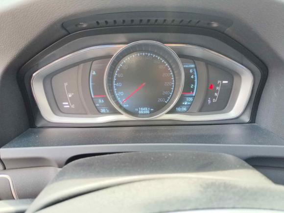 [佛山·粤X] 二手沃尔沃沃尔沃V602014款 改款 T5 智雅版