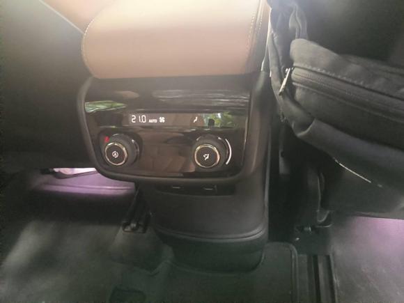 [嘉兴·浙F] 二手蔚来蔚来ES82020款 415KM 签名版 六座版