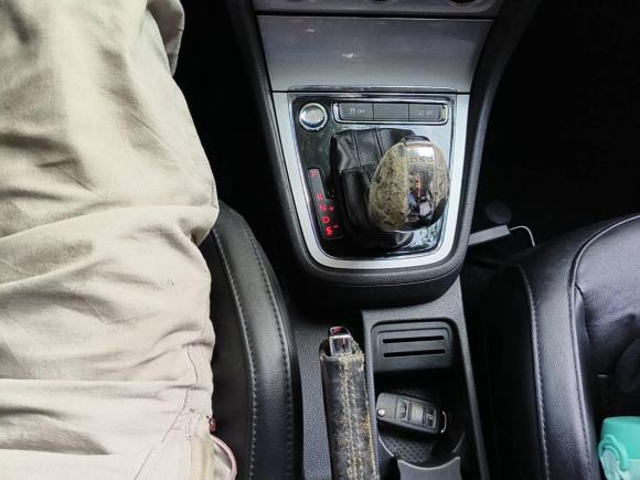 [武汉·鄂A] 二手大众朗行2013款 1.4TSI 自动豪华型