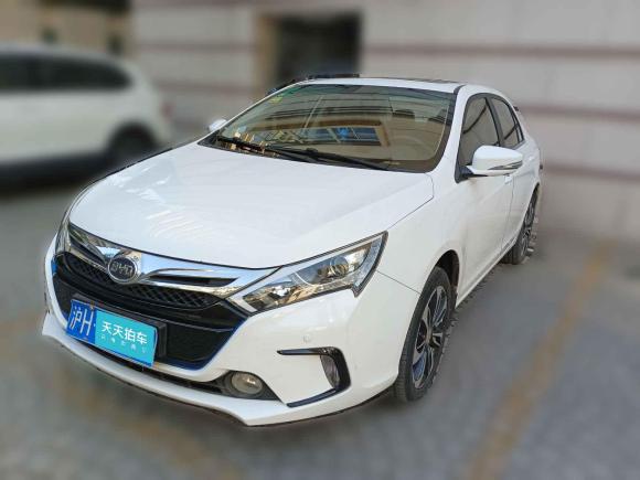 比亚迪秦新能源2015款 1.5T 双冠旗舰Plus版「上海二手车」「天天拍车」