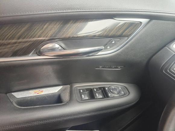 [金华·浙G] 二手凯迪拉克凯迪拉克XT52018款 28T 四驱豪华型