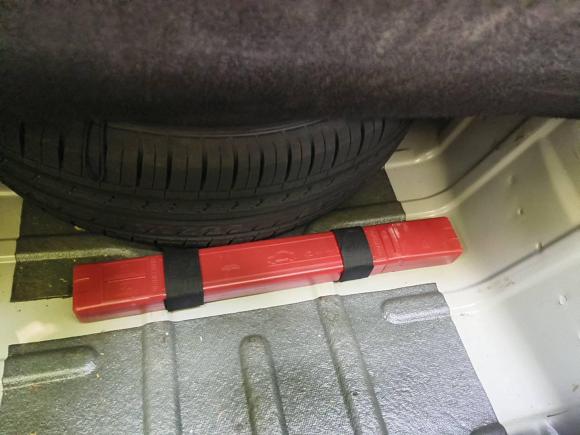 [西安·陕A] 二手雪铁龙世嘉2016款 经典 三厢 1.6L 自动品尚型