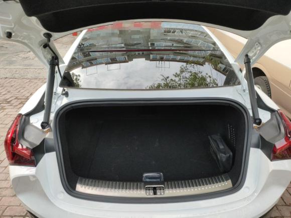 [上海·苏E] 二手哪吒汽车哪吒S2022款 纯电 650km 四驱大版