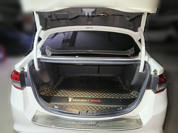 [南昌·赣M] 二手福特蒙迪欧2017款 EcoBoost 180 至尊型